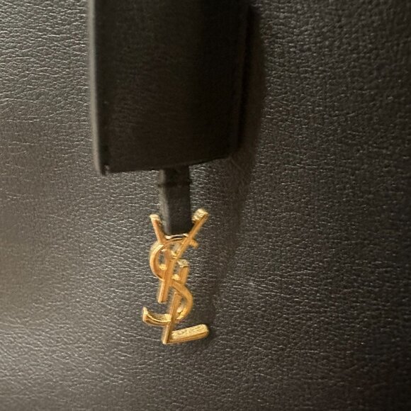 Yves Saint Laurent Sac Tote - Picture 6 of 16
